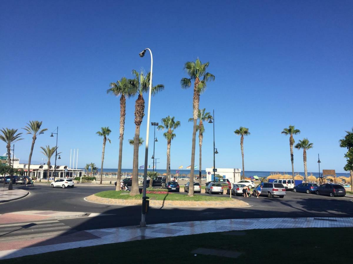 Apartamento Cerca De La Playa Y Campo De Golf Con Piscina Torremolinos Exterior foto