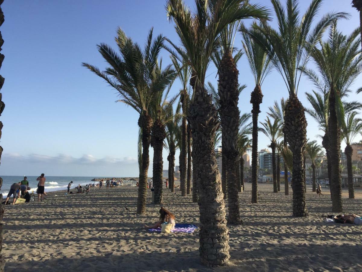 Apartamento Cerca De La Playa Y Campo De Golf Con Piscina Torremolinos Exterior foto